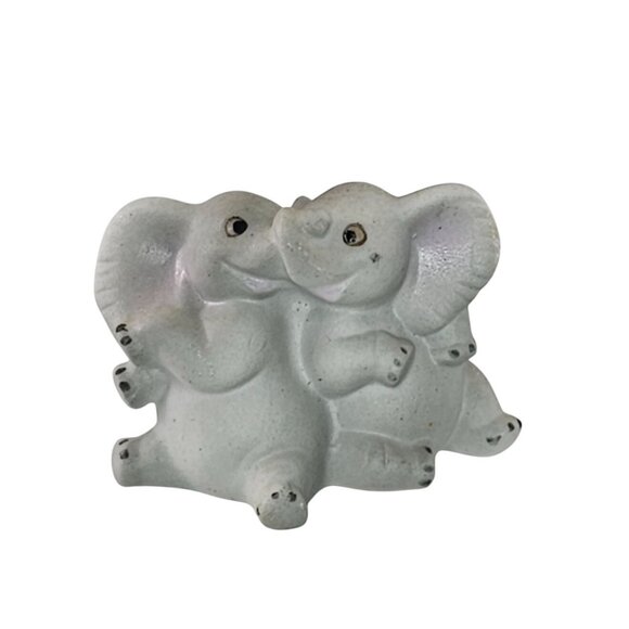Vintage Freeman George Good Ceramic Kissing Elephant Couple Figurine Miniature - Picture 1 of 8